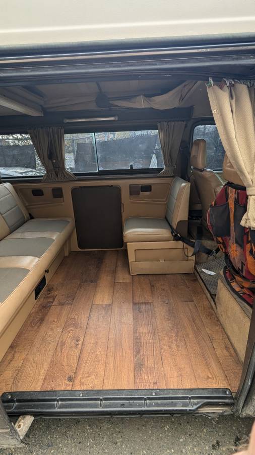 Vw-vanagon-weekender-1985-brown-4