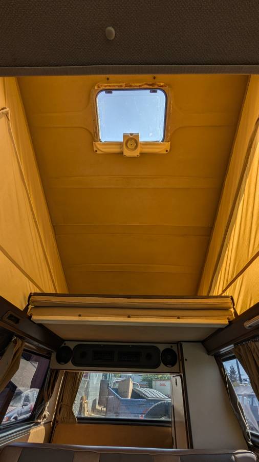 Vw-vanagon-weekender-1985-brown-6