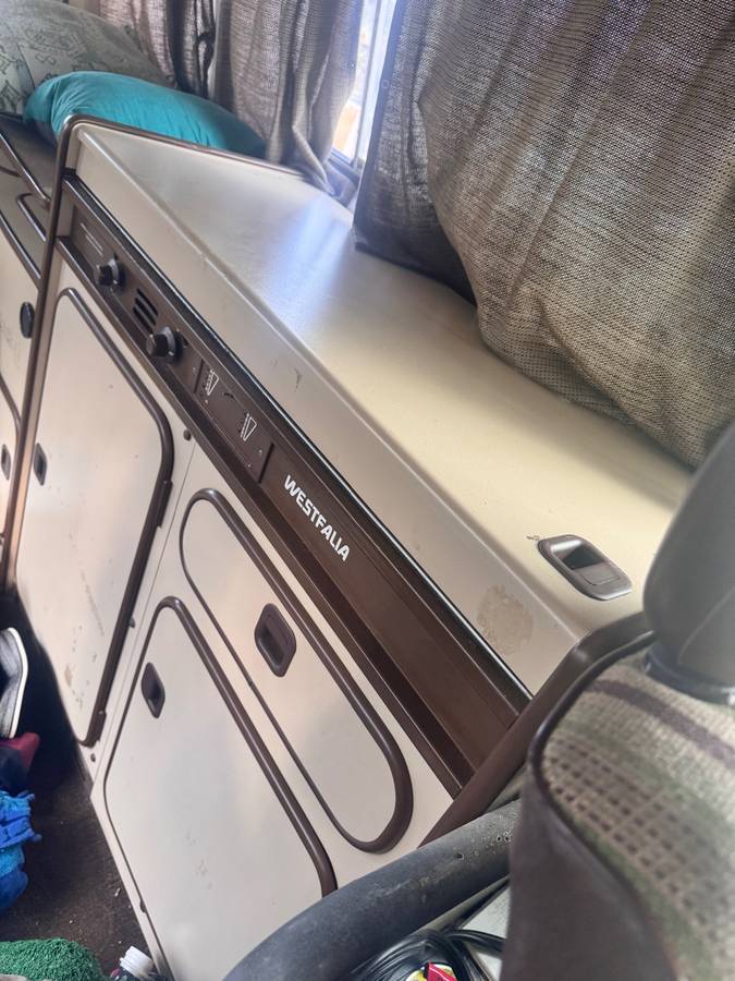 Vw-vanagon-westfalia-1983-5