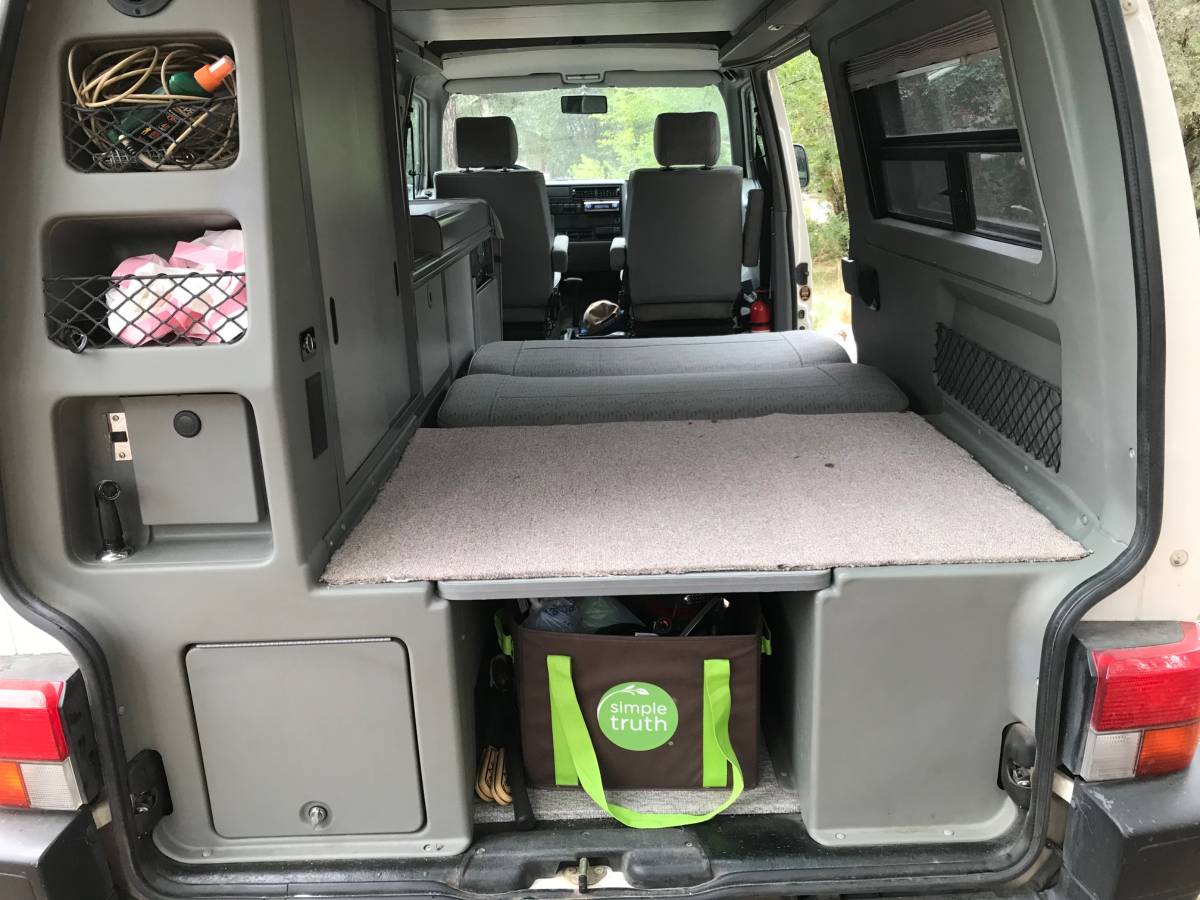 Vw-vanagon-westfalia-1995-white-2