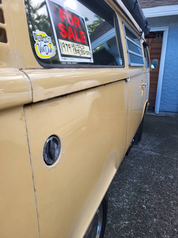 Vw-westfalia-camper-bus-1979-yellow-10