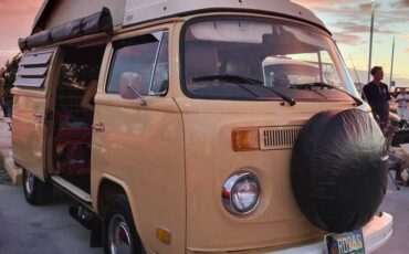 Vw-westfalia-camper-bus-1979-yellow-7