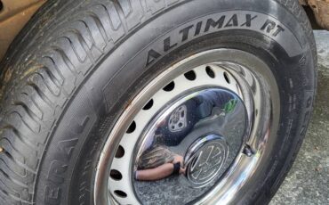 Vw-westfalia-camper-bus-1979-yellow-9