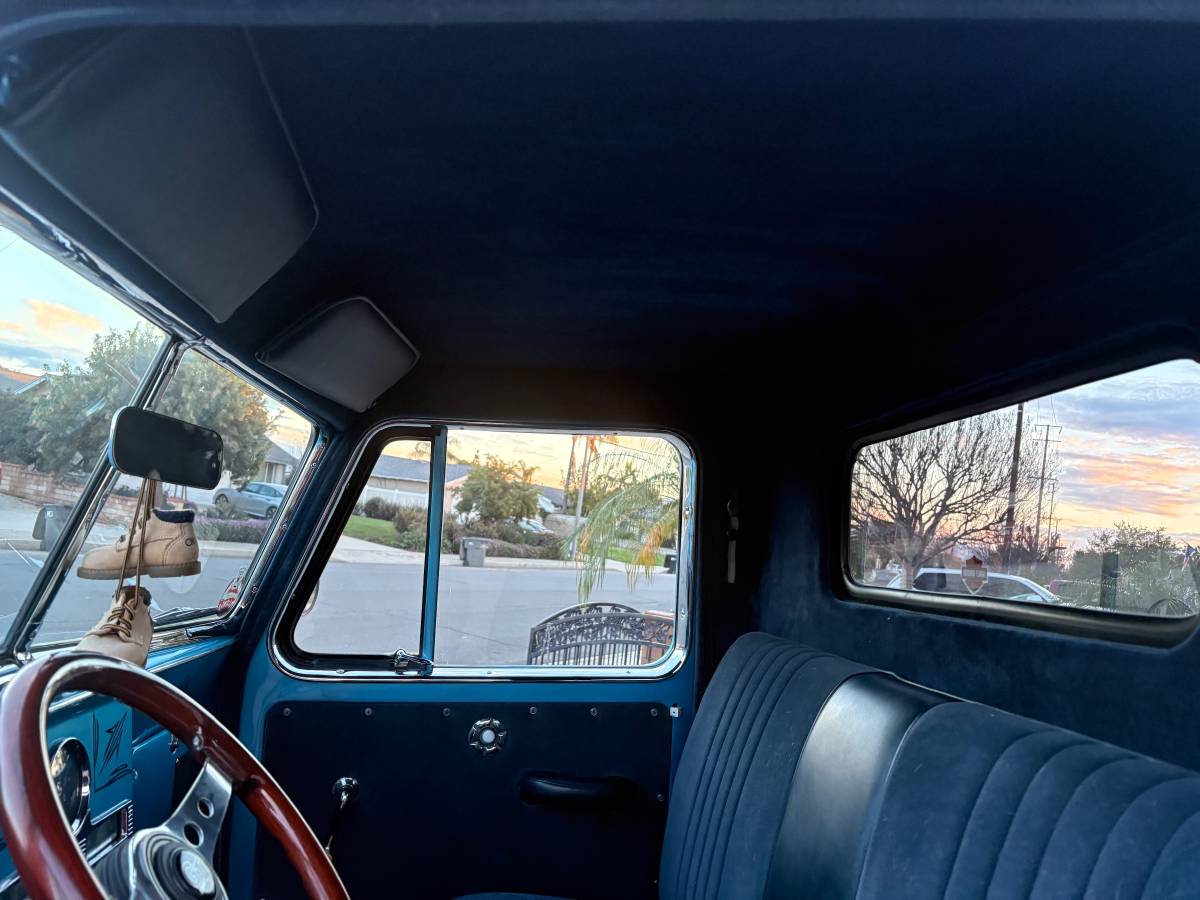 Willies-truck-1951-blue-17