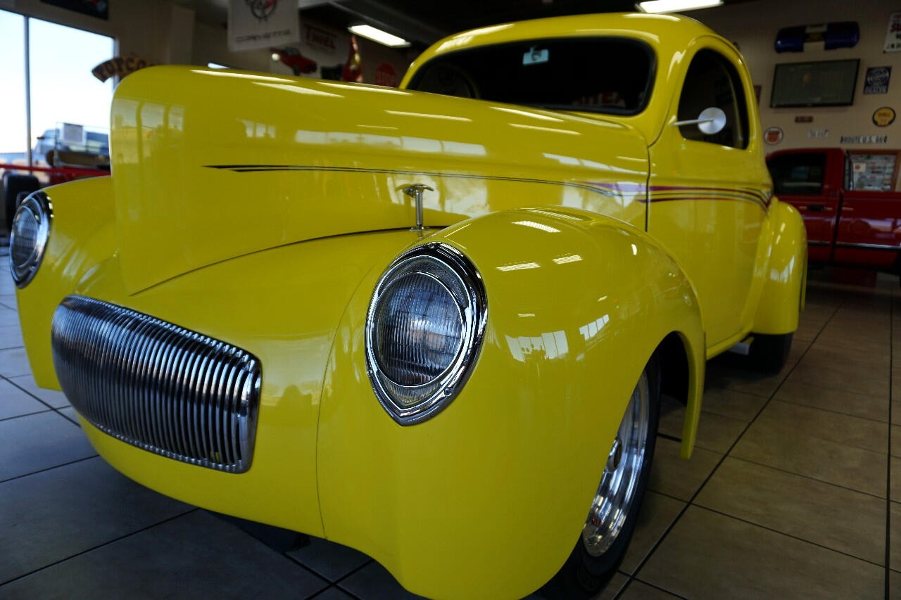 Willys-1941-Classic-Car-12