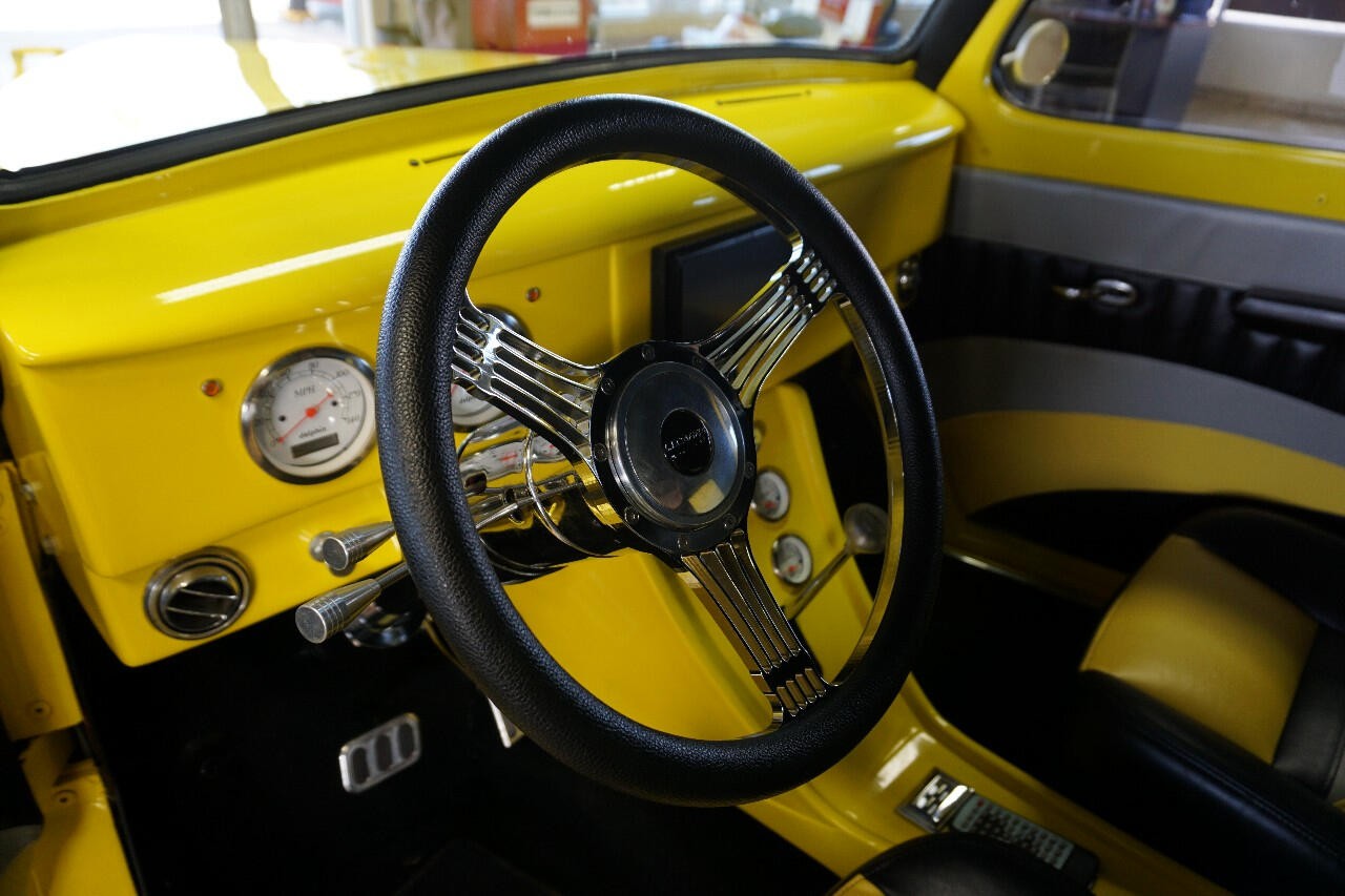 Willys-1941-Classic-Car-24