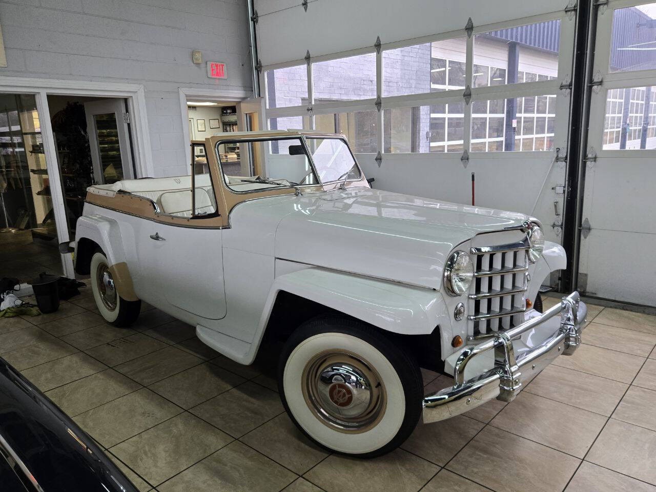 Willys-1950-Convertible-2