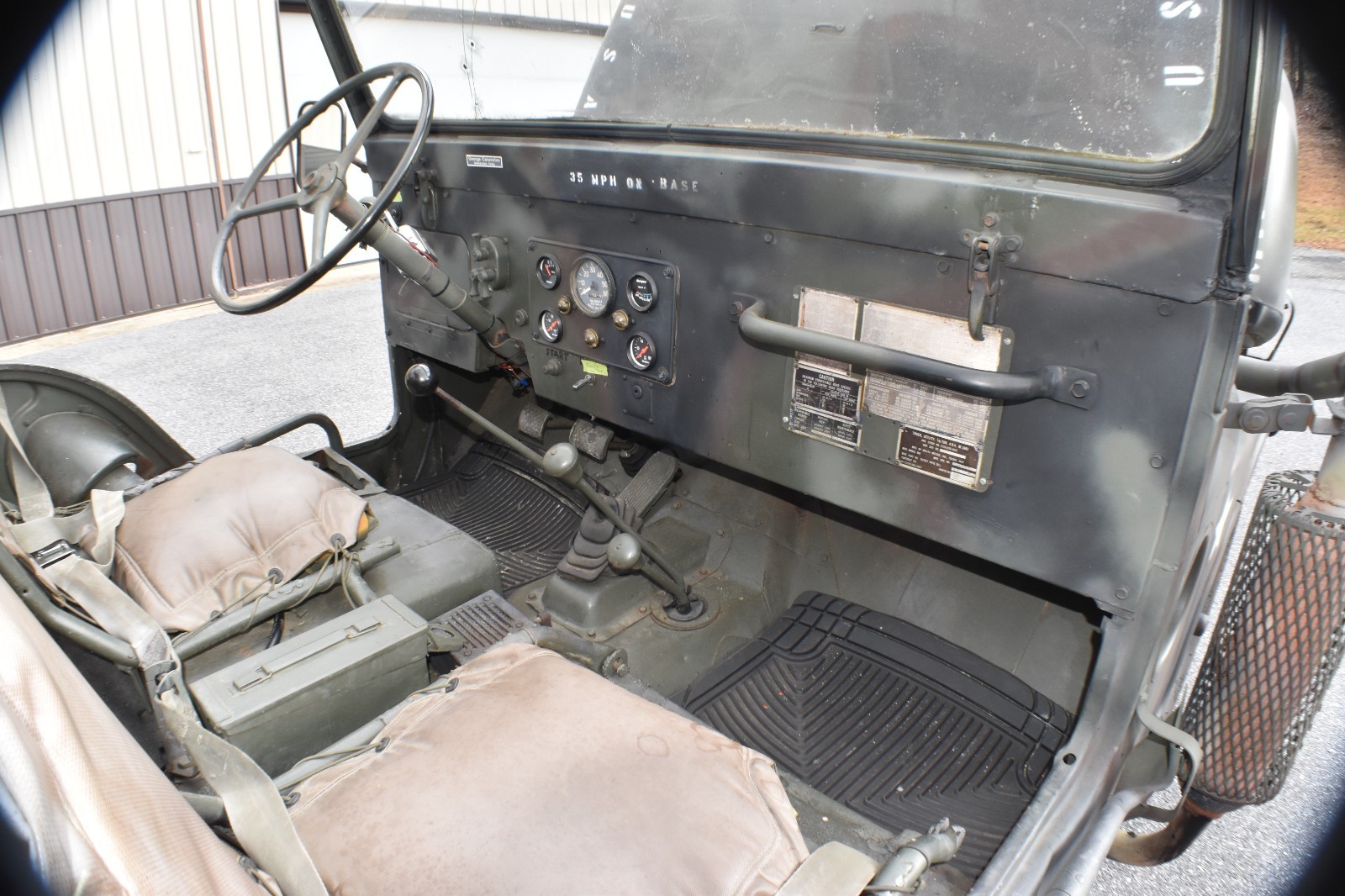 Willys-CJ5-1962-Convertible-23