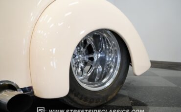 Willys-Coupe-1941-Coupe-13