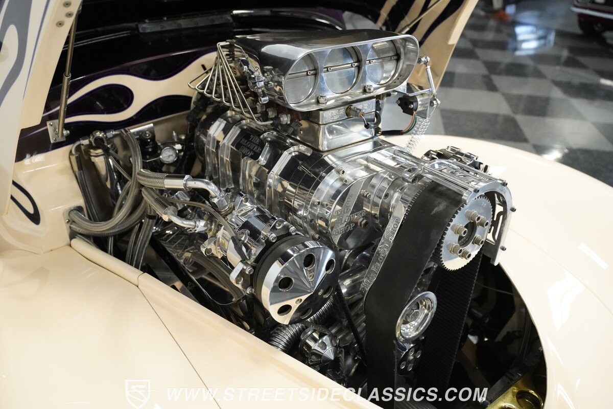 Willys-Coupe-1941-Coupe-20