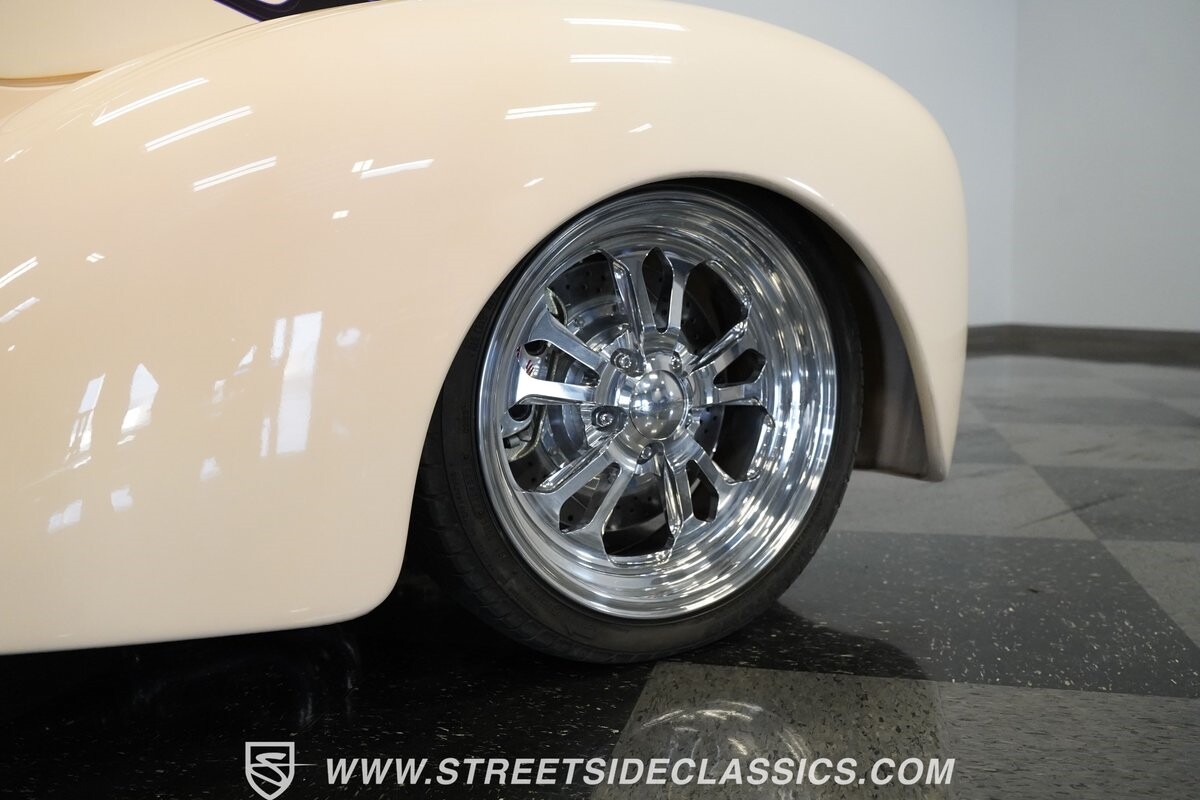 Willys-Coupe-1941-Coupe-37