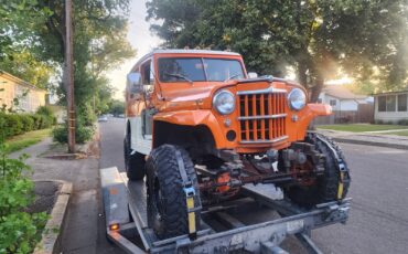 Willys-Overland-Model-90-1960-SUV