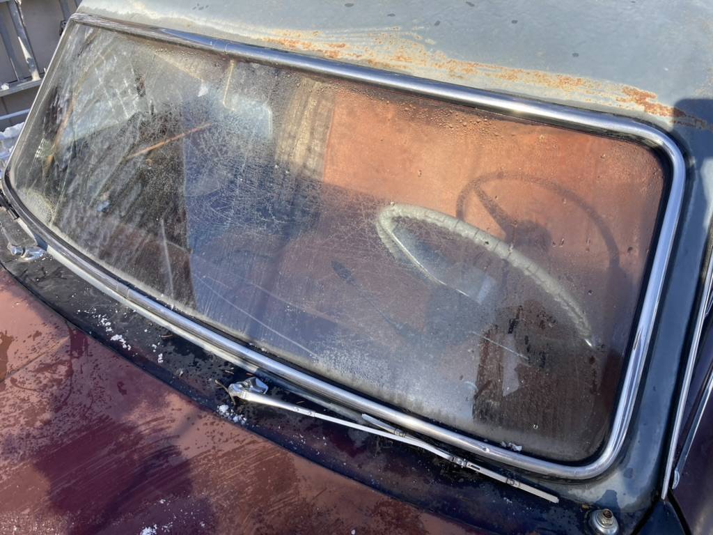 Willys-aero-ace-two-door-sedan-1953-red-19