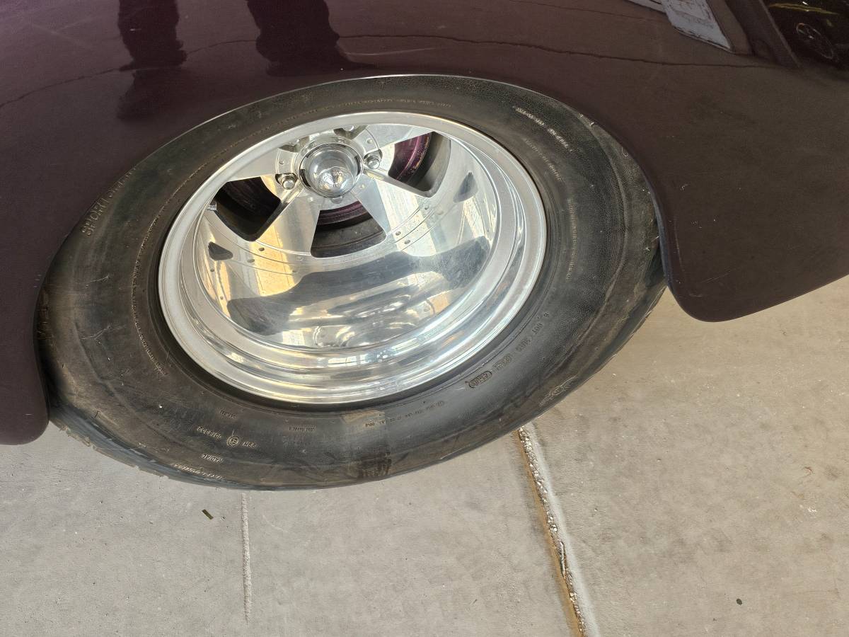 Willys-coupe-1941-black-10