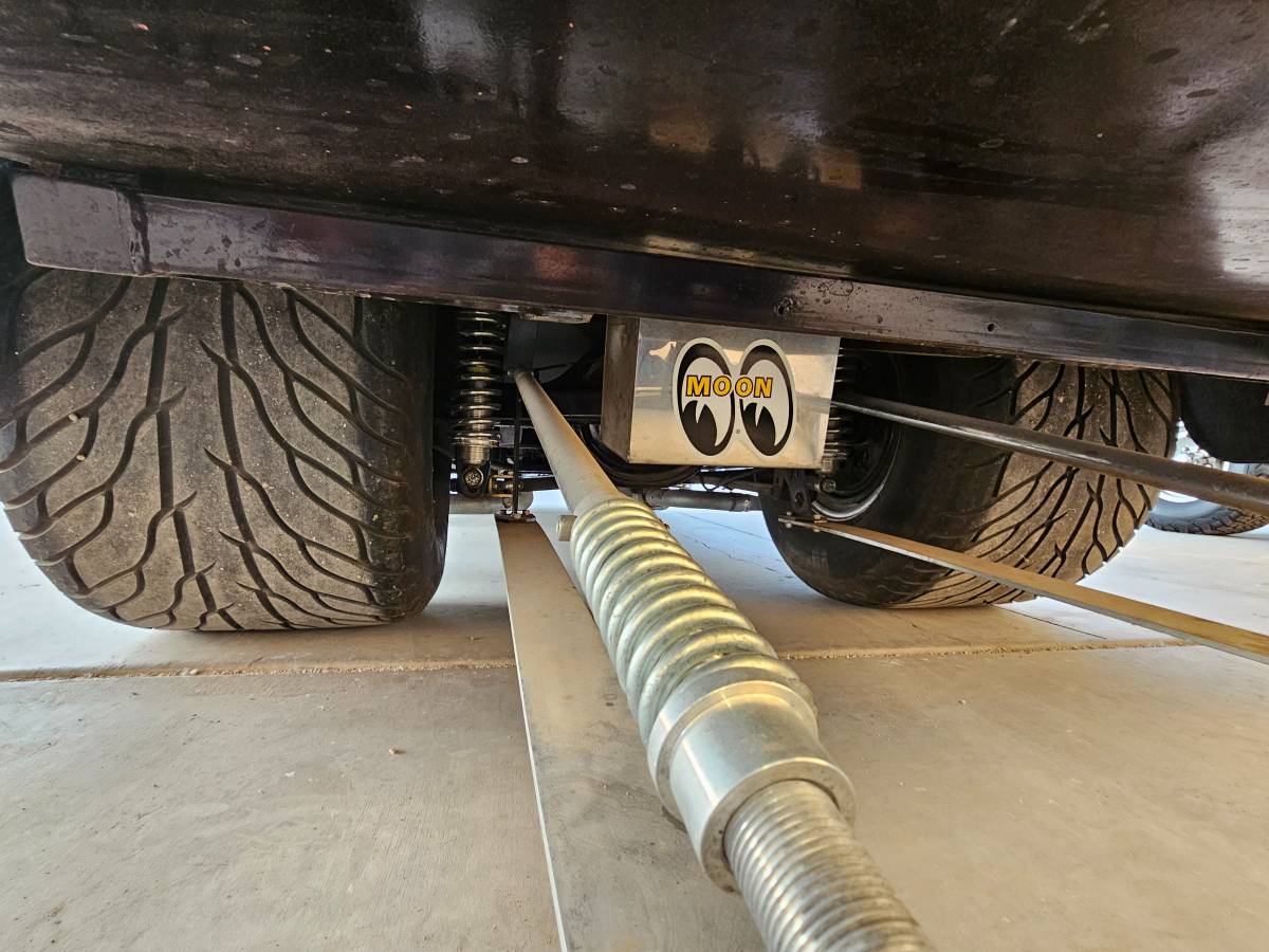 Willys-coupe-1941-black-9