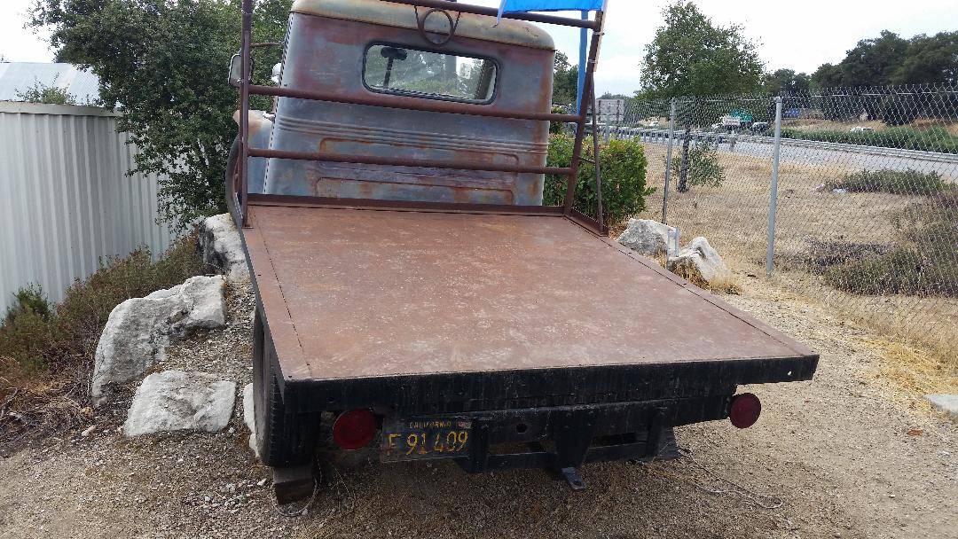 Willys-flatbed-4x4-1951-2