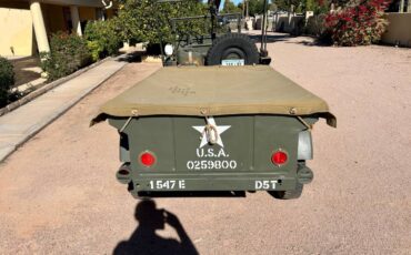 Willys-jeep-1945-green-7