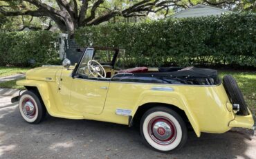 Willys-jeep-1949-yellow-1