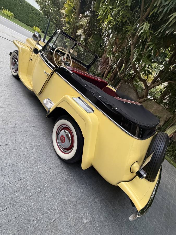 Willys-jeep-1949-yellow-5