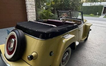 Willys-jeep-1949-yellow-7