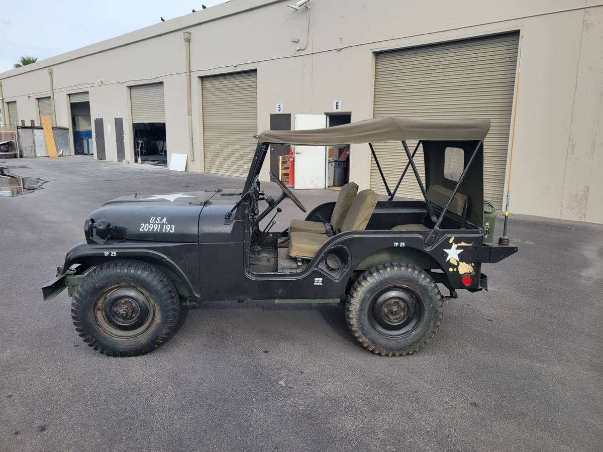Willys-m38a1-military-jeep-1954-black-1
