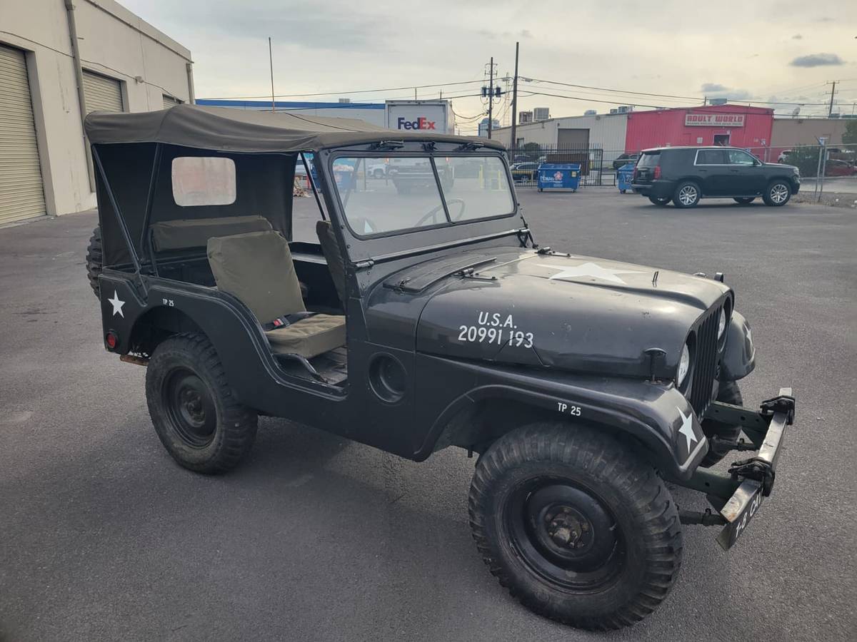 Willys-m38a1-military-jeep-1954-black-12