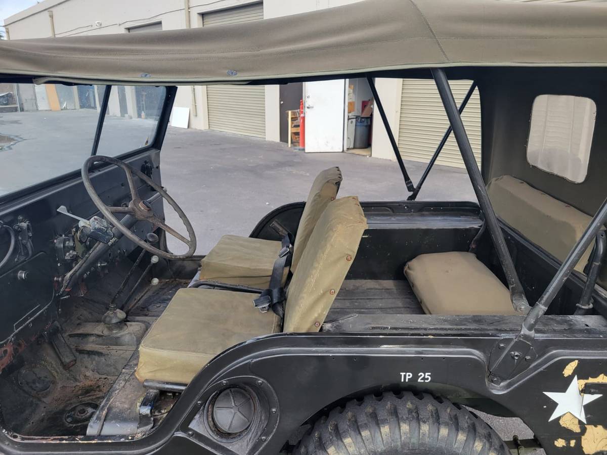 Willys-m38a1-military-jeep-1954-black-18