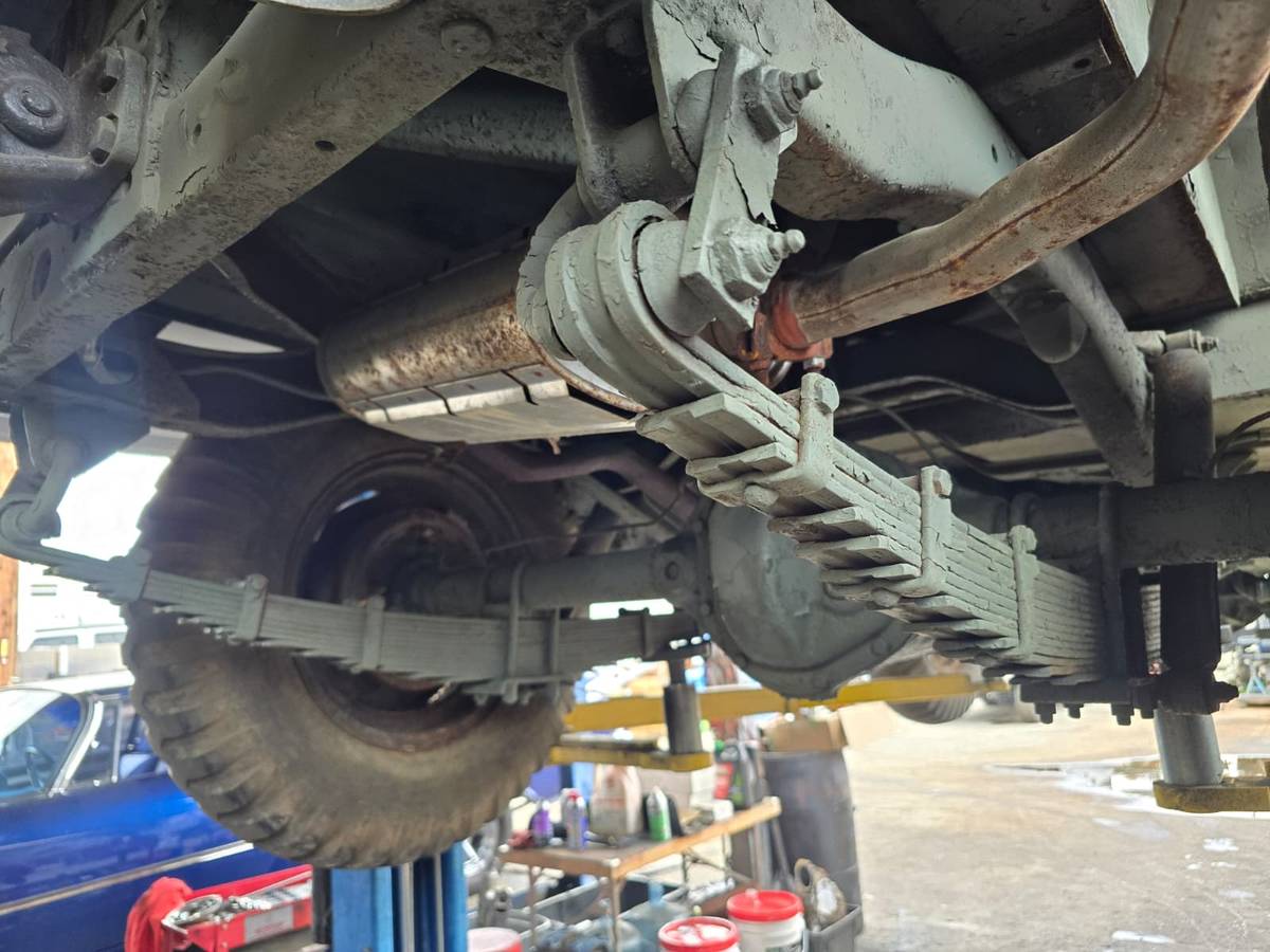 Willys-m38a1-military-jeep-1954-black-2