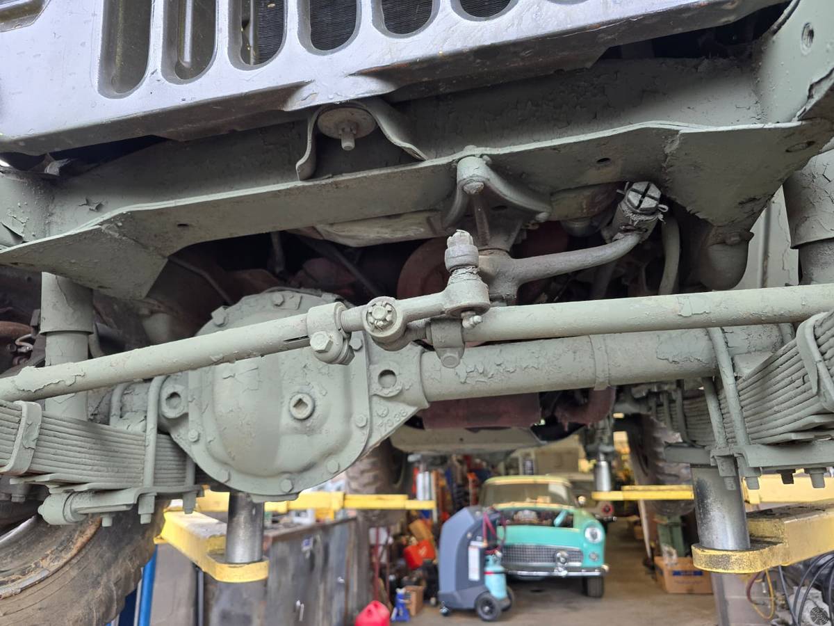 Willys-m38a1-military-jeep-1954-black-7