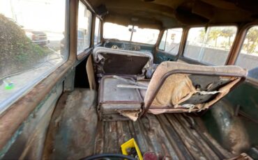 Willys-station-wagon-suv-1951-green-17