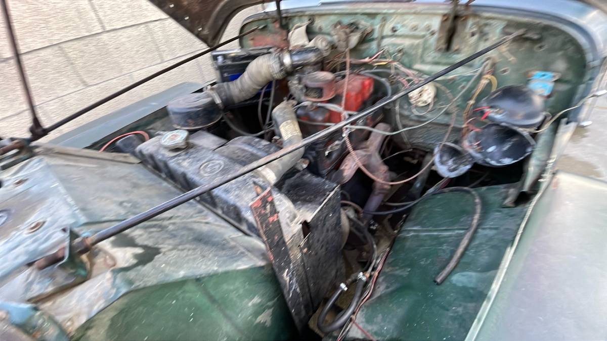 Willys-station-wagon-suv-1951-green-20