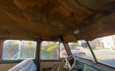 Willys-station-wagon-suv-1951-green-5