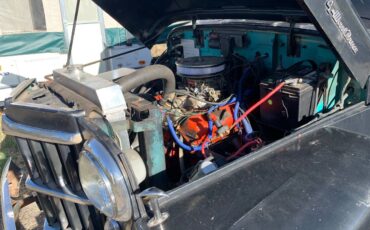 Willys-utility-wagon-1960-grey-2