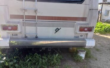 Winnebago-1985-2