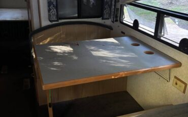 Winnebago-vortex-1996-silver-6