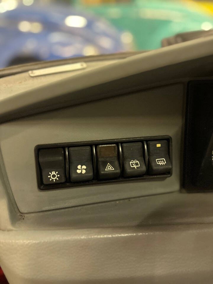 Yugo-1989-Hatchback-10