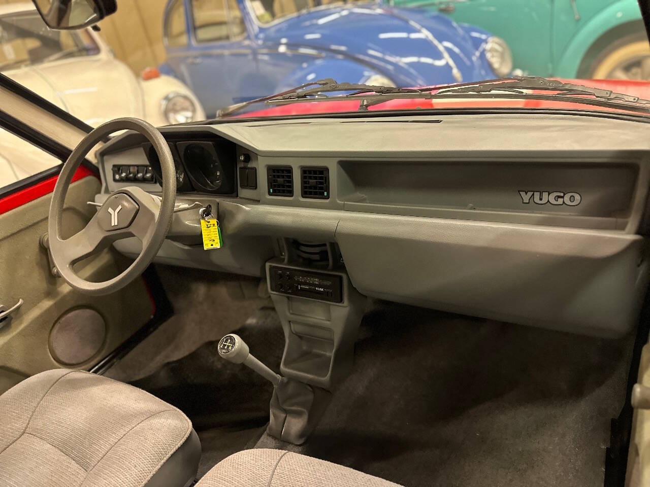 Yugo-1989-Hatchback-16