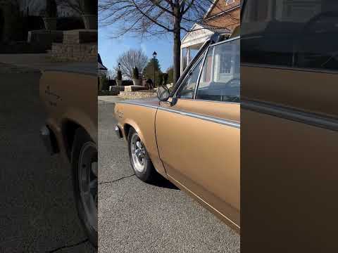 Amc-Rambler-1966-Gold-White