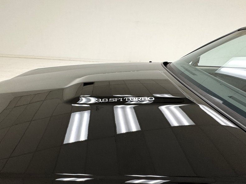 Buick-Regal-1987-Black-Gray-16