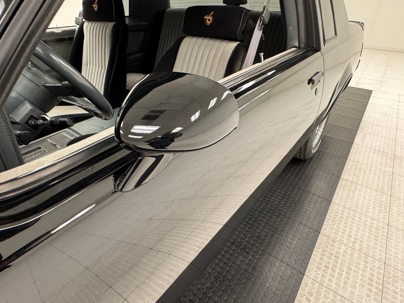 Buick-Regal-1987-Black-Gray-18