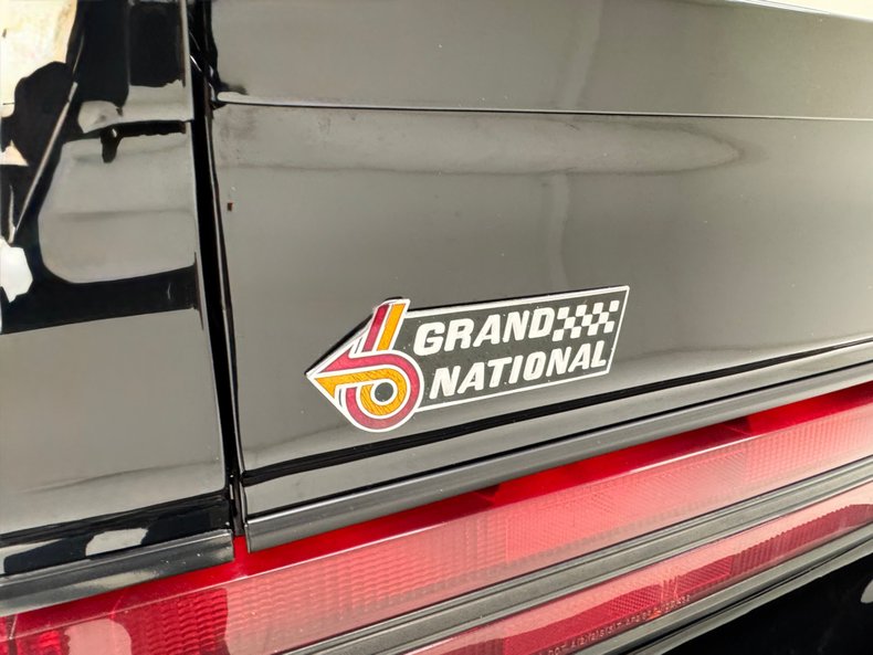 Buick-Regal-1987-Black-Gray-22