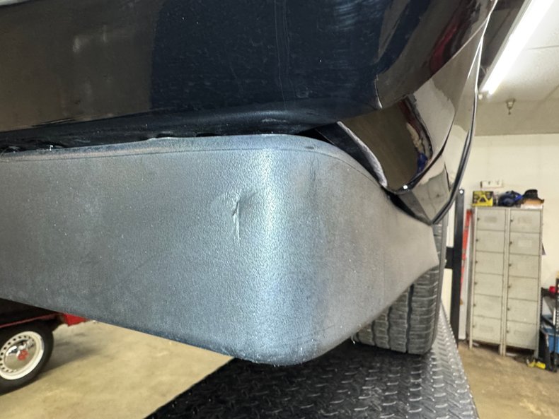 Buick-Regal-1987-Black-Gray-33