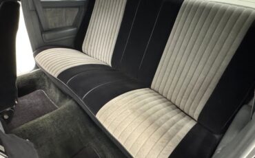 Buick-Regal-1987-Black-Gray-45