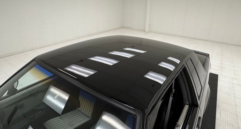 Buick-Regal-1987-Black-Gray-48