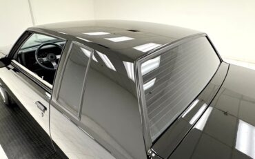 Buick-Regal-1987-Black-Gray-49