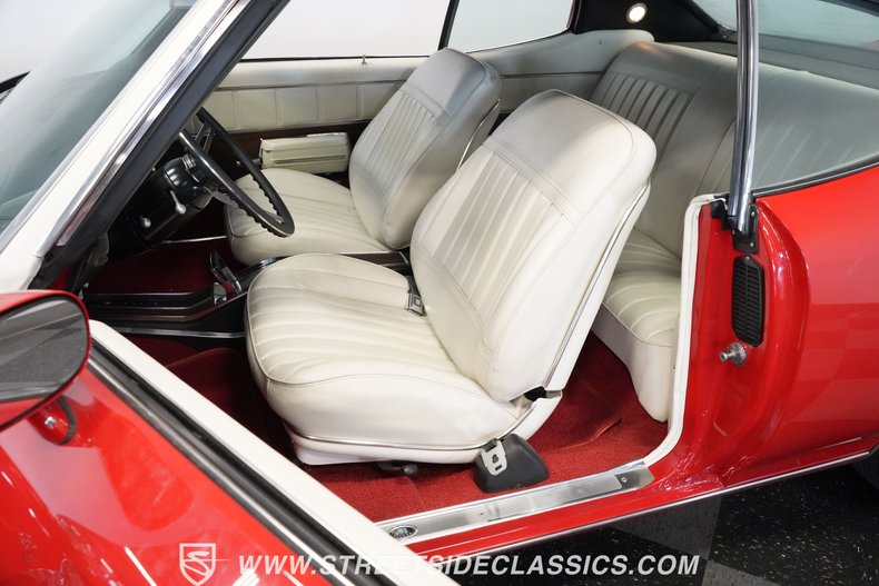 Buick-Skylark-1972-Fire-Red-White-13