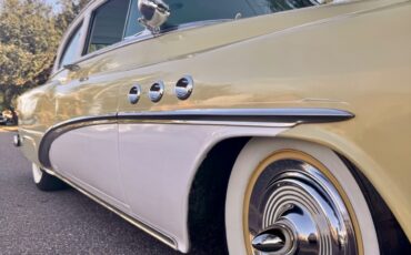 Buick-Special-1953-Coupe-19