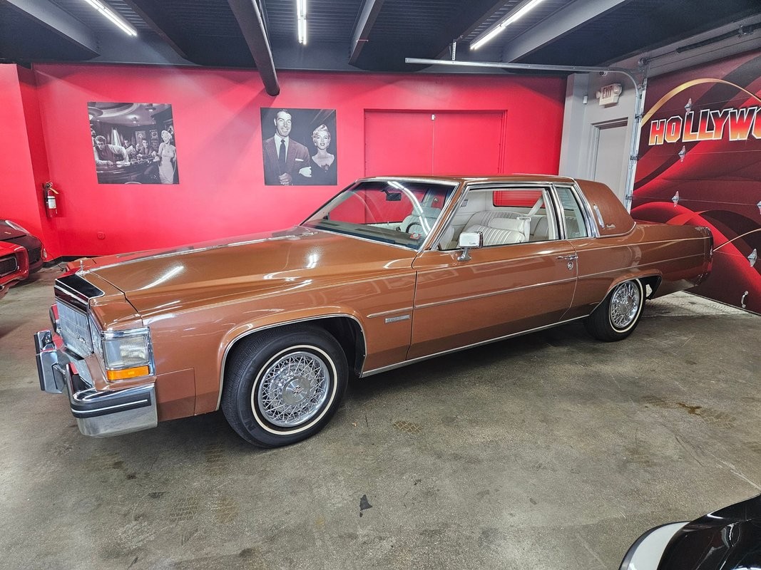 Cadillac DeVille 1983