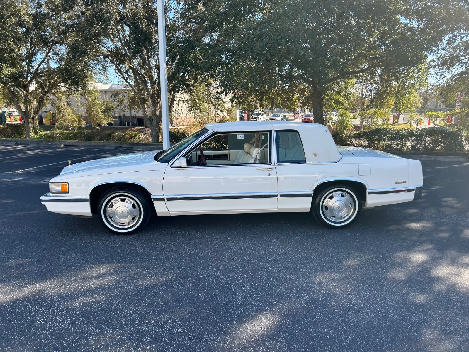 Cadillac DeVille 1992