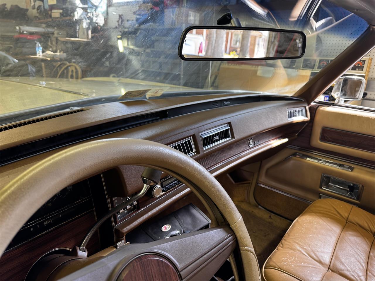 Cadillac-Eldorado-1976-Cream-yellow-Brown